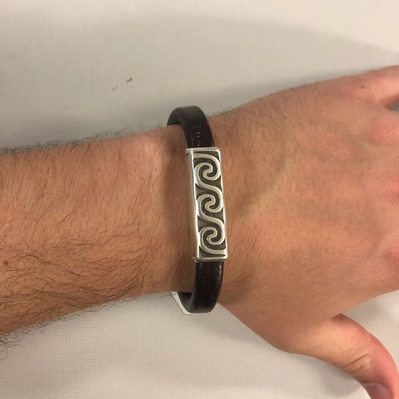 Men’s Bombardier Leather Bracelet - Picture 5 of 5